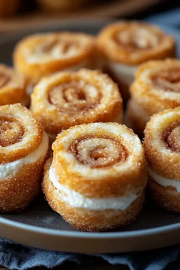 Crispy Keto Cinnamon Cream Cheese Roll Ups